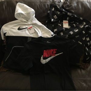 Nike Kids Youth Size Large 2 Hoodies 1 T-Shirt Brand New!